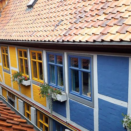 Fachwerkhotel - Ferienhaeuser Vorhof Zur Hoelle Quedlinburg Exterior photo